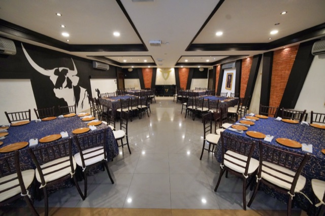 Mesa Cuadrada - Fotografía 4 - V de Vaca